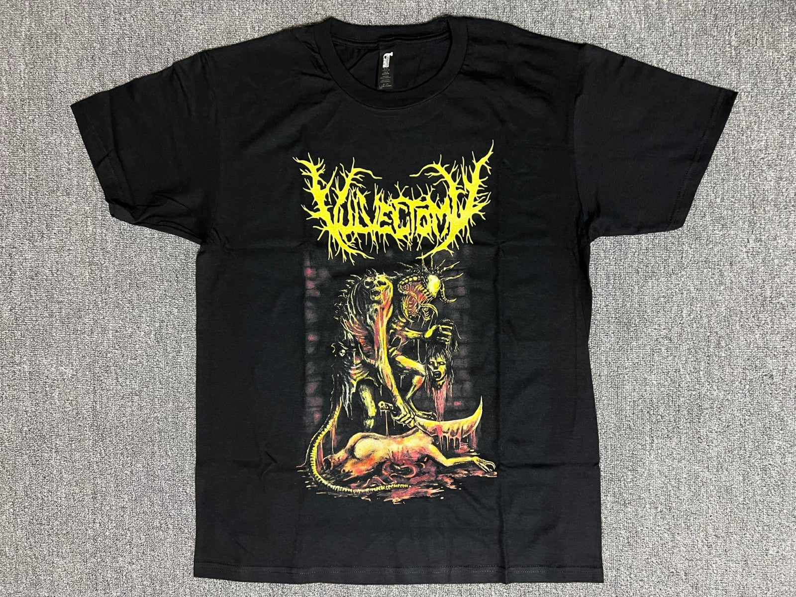 Vulvectomy - Erotic Prostitute Decapitation - T-Shirt